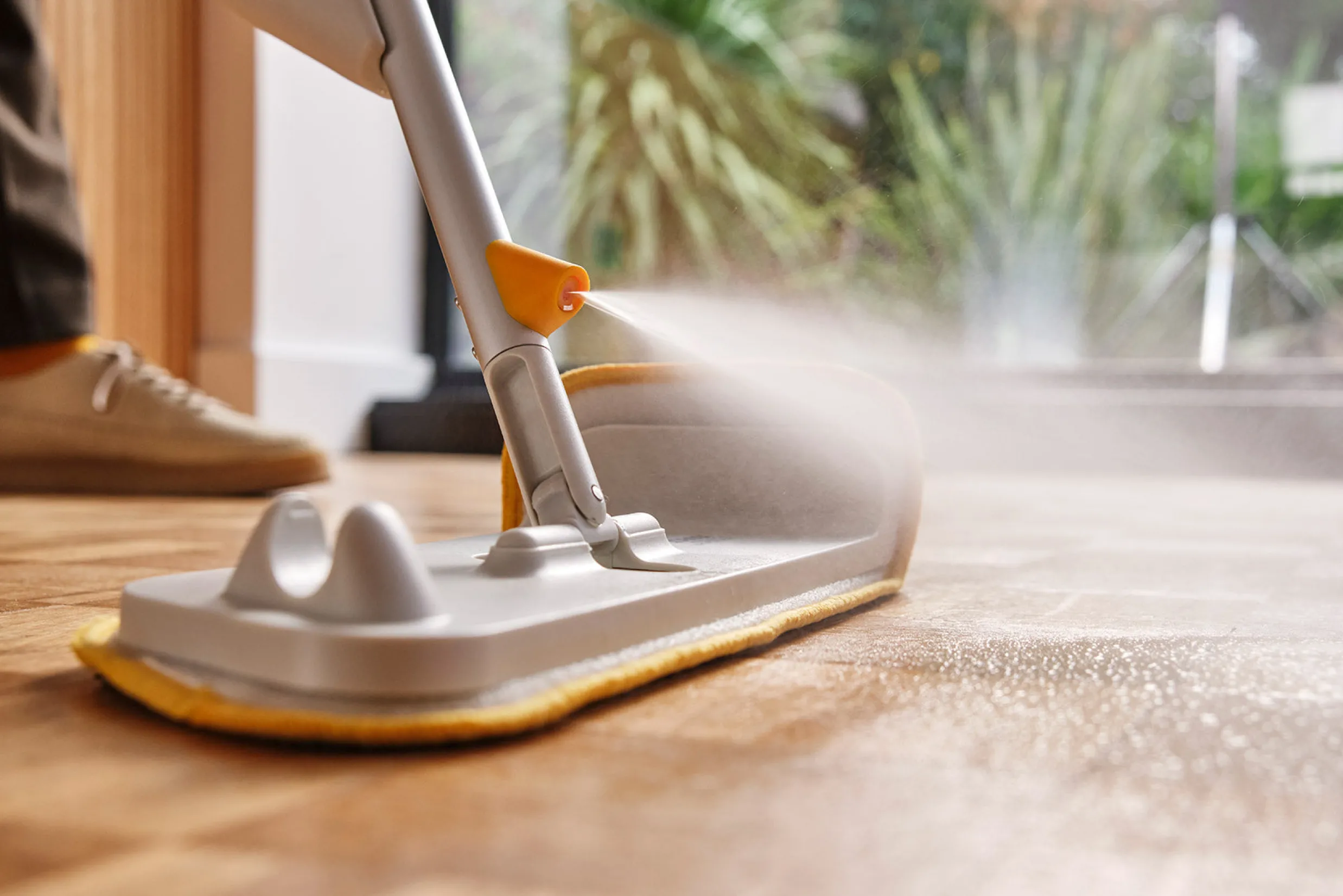 Best Balai Pulvérisateur avec Serpillère Microfibre CleanTech™ Accessoires & Outils Pour Ménage Maison