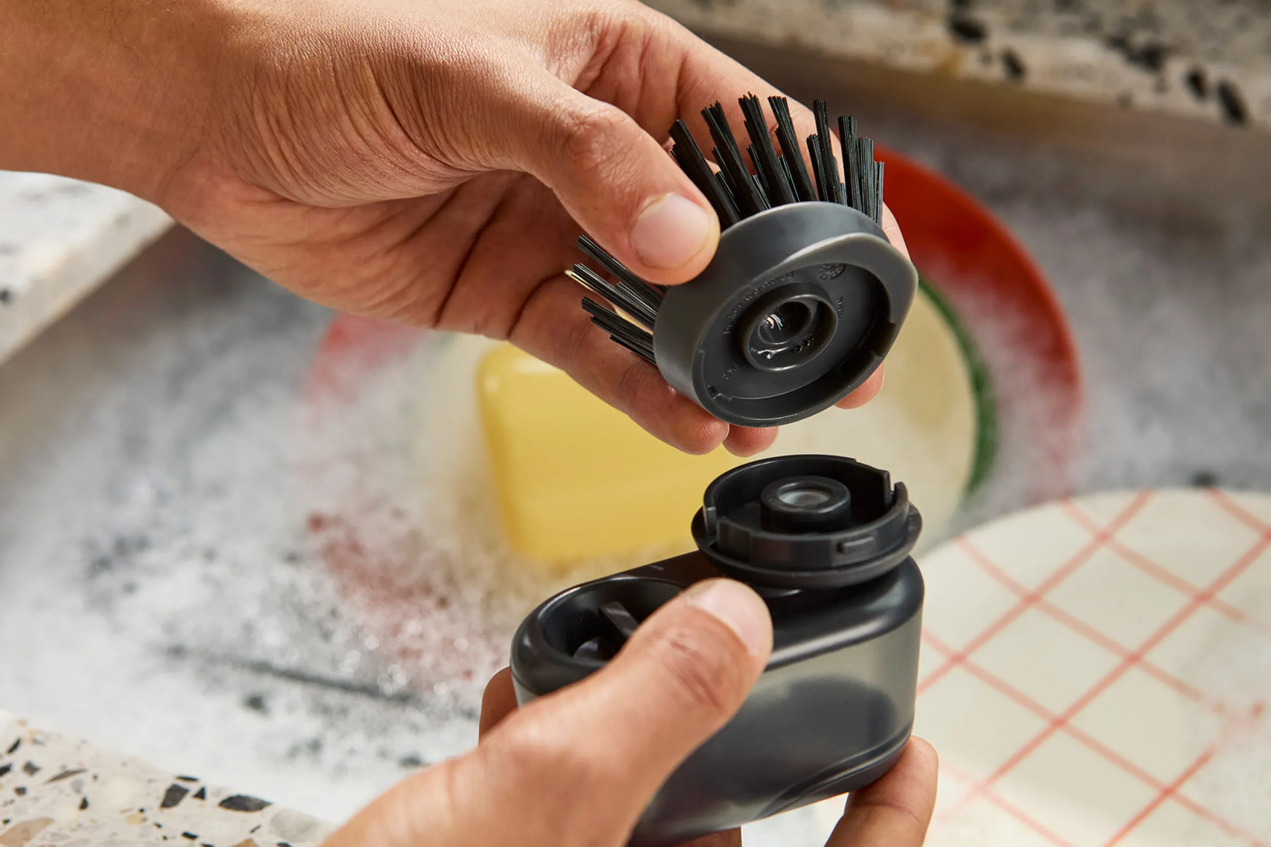 Hot Brosse à Vaisselle à Paume avec Support SinkTech™ Brosses & Éponges