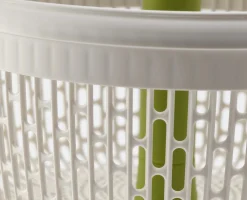 Hot Essoreuse à Salade et Passoire 2-en-1 en Spindola™ Passoires Et Essoreuses