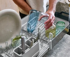 New Égouttoir à Vaisselle et à Verres à Vin Extend™ Steel Plus Égouttoirs À Vaisselle