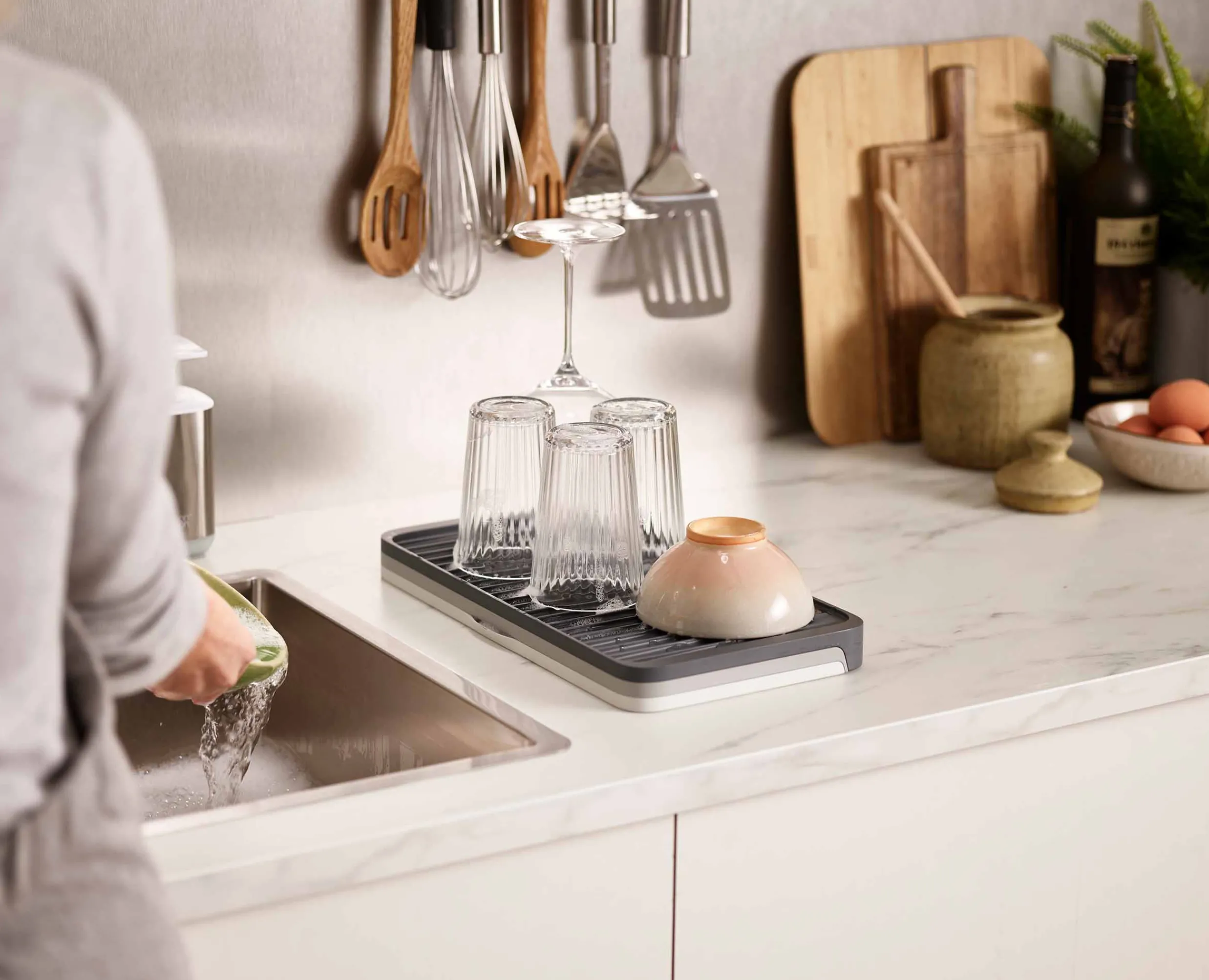 Hot Égouttoir à vaisselle extensible Tier™ Égouttoirs À Vaisselle