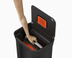 Outlet Poubelle Compacteur de Déchets 30L Titan Poubelles De Cuisine