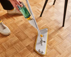 Discount Serpillière à Spray 2-en-1 avec Tampon de Rechange CleanTech Accessoires & Outils Pour Ménage Maison|Sets Et Kits De Nettoyage Pour La Maison