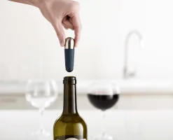 Hot Set de 2 Bouchons à Fermeture pour Vin BarWise™ Accessoires Vin Et Cocktails