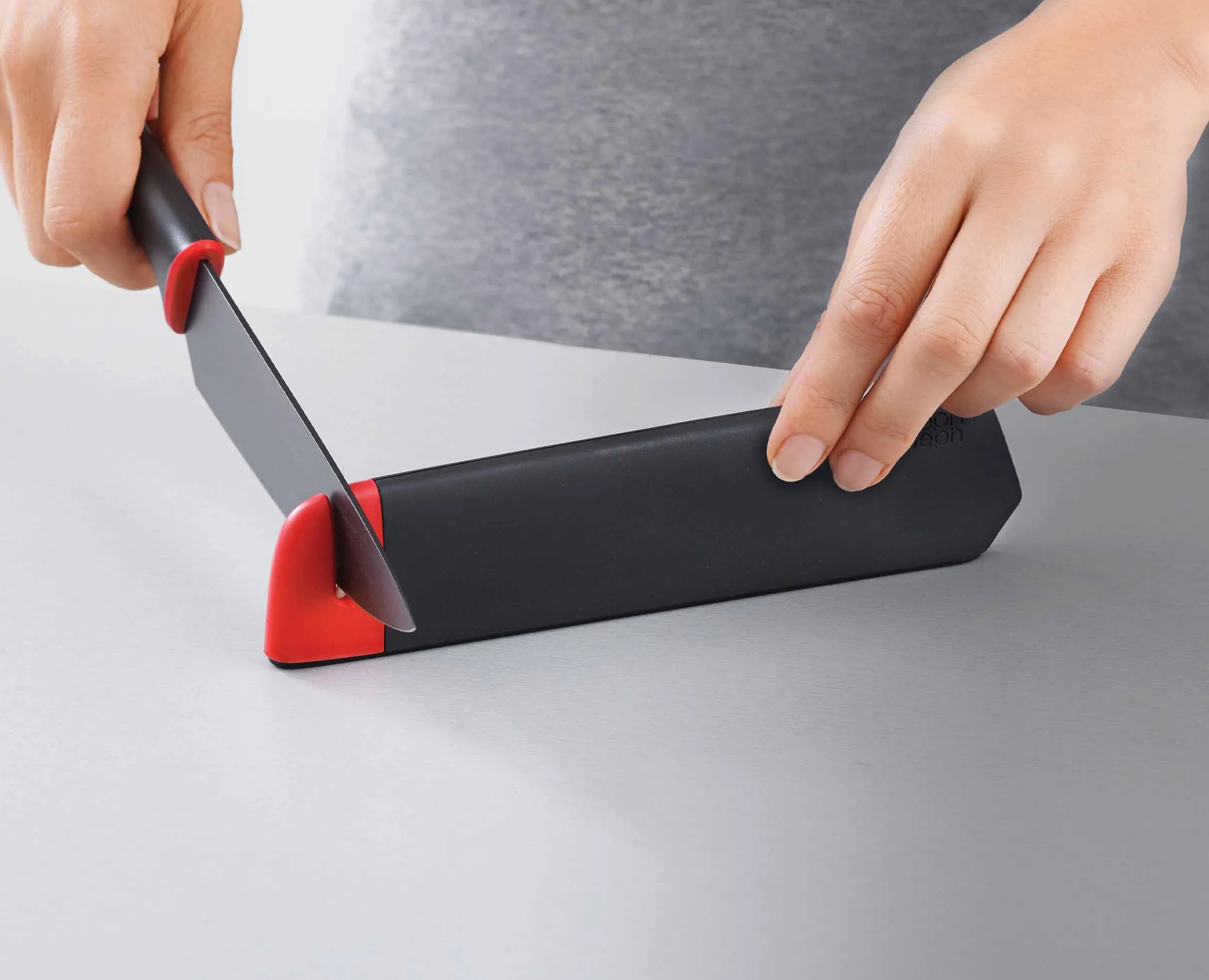 Discount Set de 2 Couteaux de Cuisine avec Aiguiseur Intégré Slice&Sharpen™ Couteaux Et Ciseaux